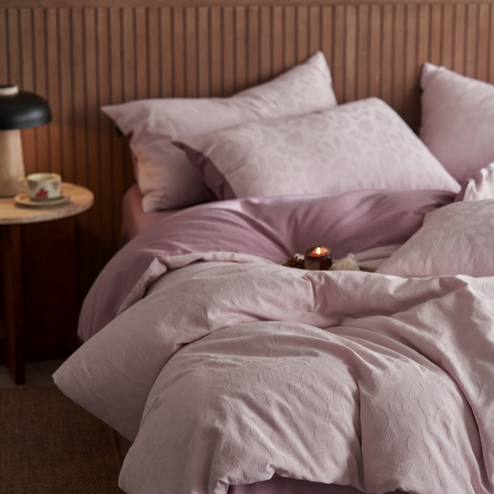 91家纺网 家纺一手货源 找家纺 禾时 2025新款60s轻奢提花磨毛四件套—南风 南风-珍珠粉