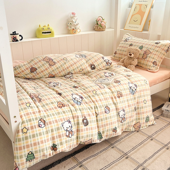 91家纺网 家纺一手货源 找家纺 卡普二店 2024新款牛奶绒学生三件套系列 凯蒂乐园