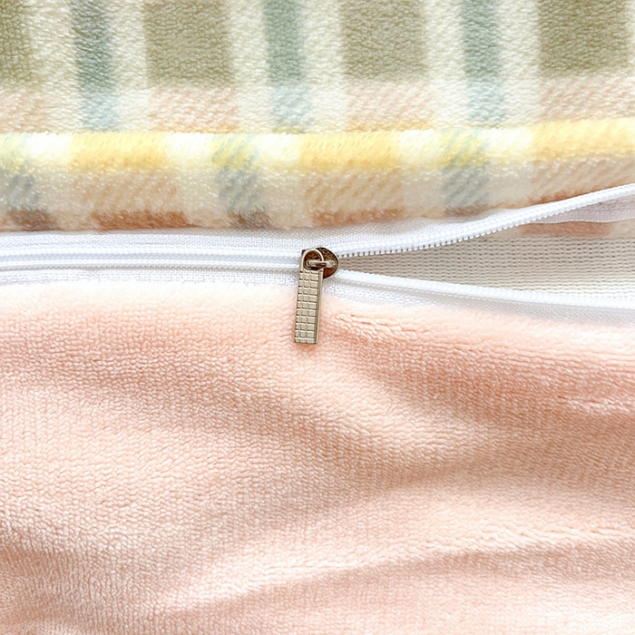 91家纺网 家纺一手货源 找家纺 卡普二店 2024新款牛奶绒学生三件套系列 凯蒂乐园