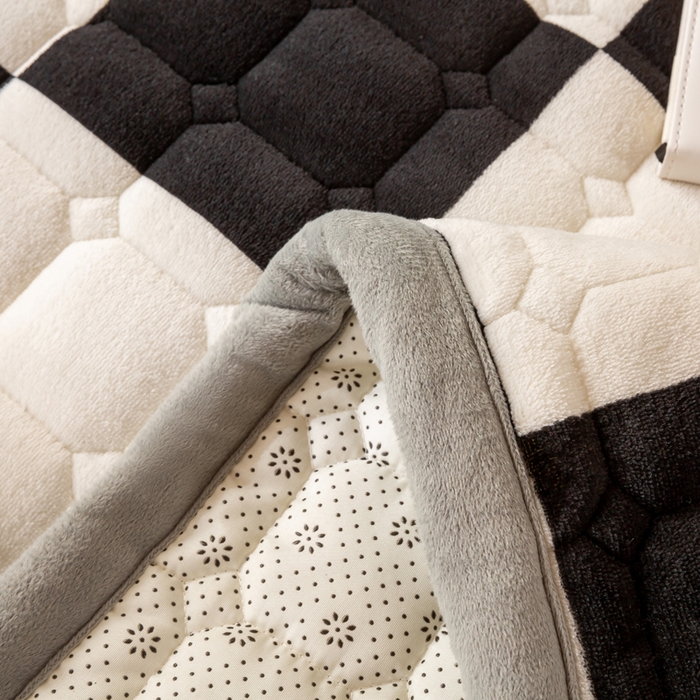 91家纺网 家纺一手货源 找家纺 宅部落 2025新款学生宿舍牛奶绒床垫保暖床褥子夹棉加厚印花床护垫 熊猫格