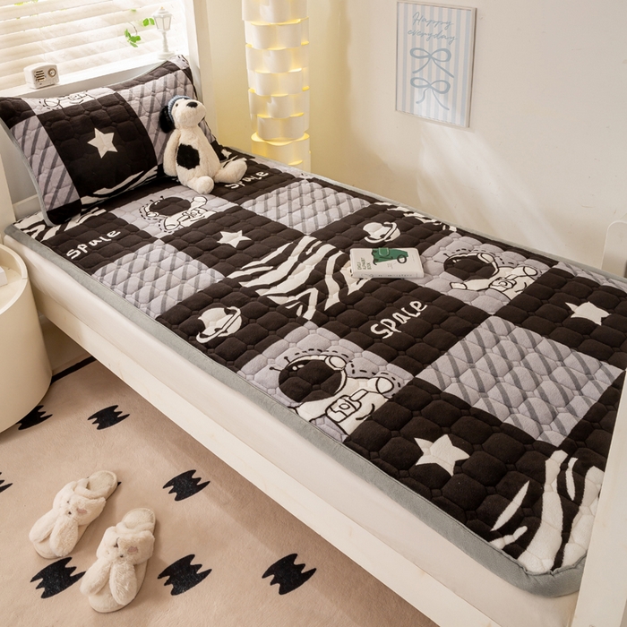 91家纺网 家纺一手货源 找家纺 宅部落 2025新款学生宿舍牛奶绒床垫保暖床褥子夹棉加厚印花床护垫 梦空间