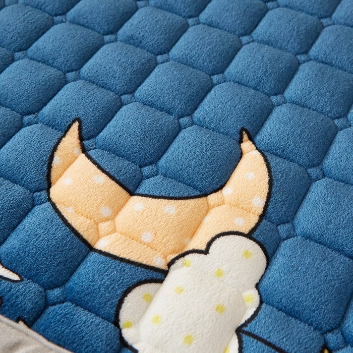 91家纺网 家纺一手货源 找家纺 奇丝雅 2025新款A类牛奶绒床褥床垫家用学生宿舍上下铺寝室软垫床护垫夹棉褥子-学生床套件 晚安