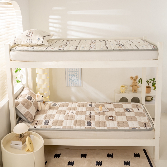 91家纺网 家纺一手货源 找家纺 宅部落 2025新款学生宿舍牛奶绒床垫保暖床褥子夹棉加厚印花床护垫 享受生活