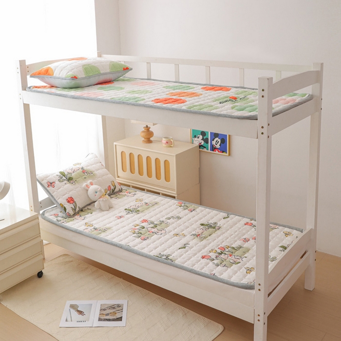 91家纺网 家纺一手货源 找家纺 宅部落 2025新款学生宿舍牛奶绒床垫保暖床褥子夹棉加厚印花床护垫 花丛小兔