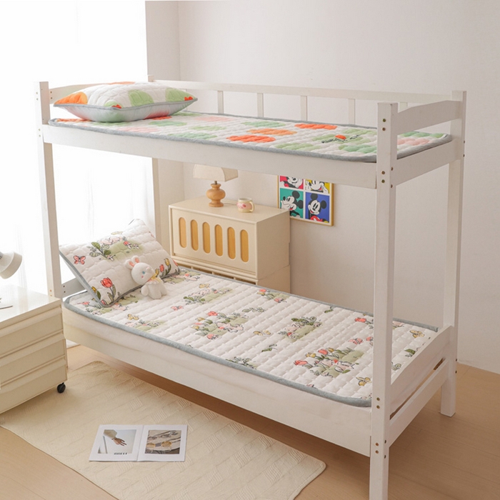 91家纺网 家纺一手货源 找家纺 宅部落 2025新款学生宿舍牛奶绒床垫保暖床褥子夹棉加厚印花床护垫 花丛小兔