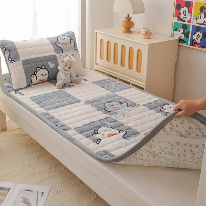 91家纺网 家纺一手货源 找家纺 宅部落 2025新款学生宿舍牛奶绒床垫保暖床褥子夹棉加厚印花床护垫 小恐龙