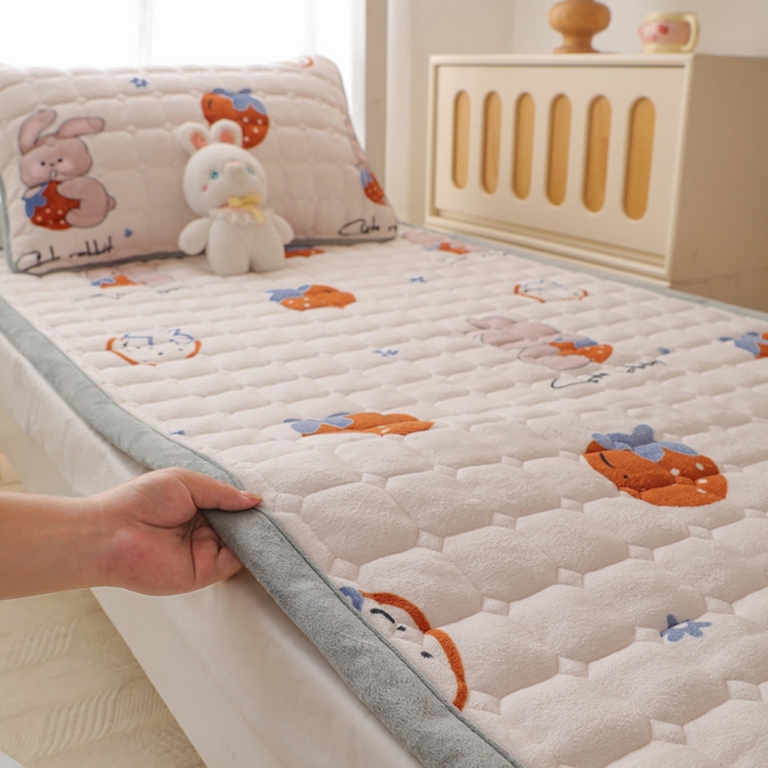 宅部落 2025新款学生宿舍牛奶绒床垫保暖床褥子夹棉加厚印花床护垫 草莓兔