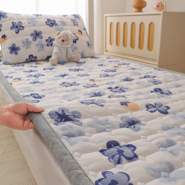 宅部落 2025新款学生宿舍牛奶绒床垫保暖床褥子夹棉加厚印花床护垫 花韵