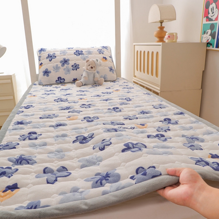 91家纺网 家纺一手货源 找家纺 宅部落 2025新款学生宿舍牛奶绒床垫保暖床褥子夹棉加厚印花床护垫 花韵