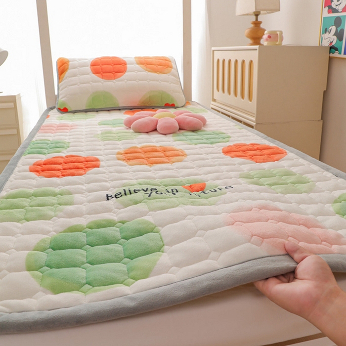 91家纺网 家纺一手货源 找家纺 宅部落 2025新款学生宿舍牛奶绒床垫保暖床褥子夹棉加厚印花床护垫 炫彩