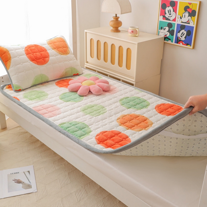 91家纺网 家纺一手货源 找家纺 宅部落 2025新款学生宿舍牛奶绒床垫保暖床褥子夹棉加厚印花床护垫 炫彩