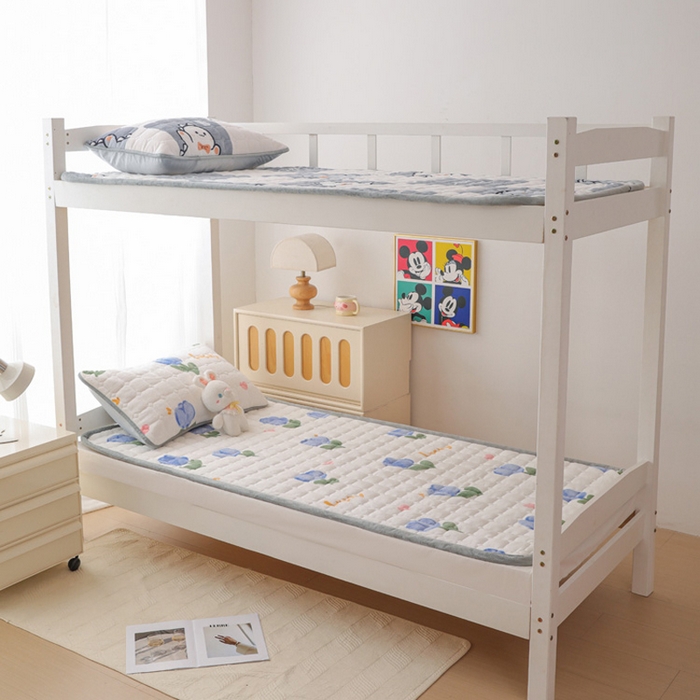 91家纺网 家纺一手货源 找家纺 宅部落 2025新款学生宿舍牛奶绒床垫保暖床褥子夹棉加厚印花床护垫 兰兰花