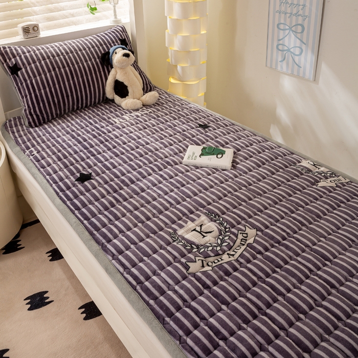 91家纺网 家纺一手货源 找家纺 宅部落 2025新款学生宿舍牛奶绒床垫保暖床褥子夹棉加厚印花床护垫 时尚之约