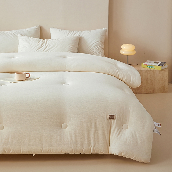 91家纺网 家纺一手货源 找家纺 寐居家纺 2025新款亲肤纸感棉被子被芯 纸感棉-细条白