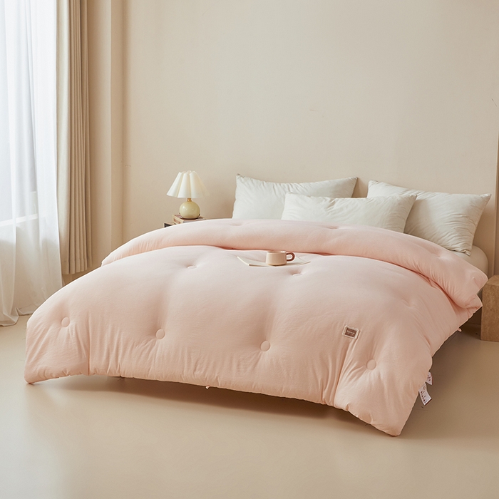 91家纺网 家纺一手货源 找家纺 寐居家纺 2025新款亲肤纸感棉被子被芯 纸感棉-细条粉