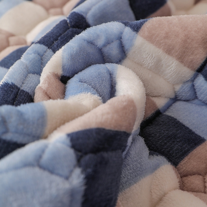 91家纺网 家纺一手货源 找家纺 宅部落 2025新款学生宿舍牛奶绒床垫保暖床褥子夹棉加厚印花床护垫 魔法格