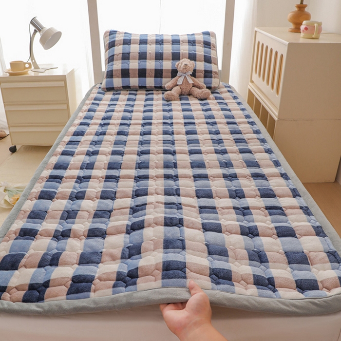 91家纺网 家纺一手货源 找家纺 宅部落 2025新款学生宿舍牛奶绒床垫保暖床褥子夹棉加厚印花床护垫 魔法格