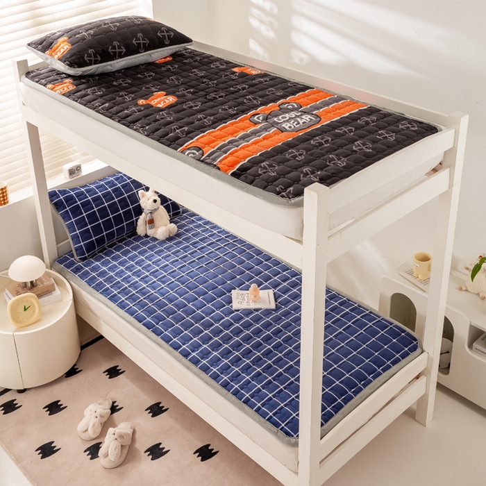 91家纺网 家纺一手货源 找家纺 宅部落 2025新款学生宿舍牛奶绒床垫保暖床褥子夹棉加厚印花床护垫 蓝调