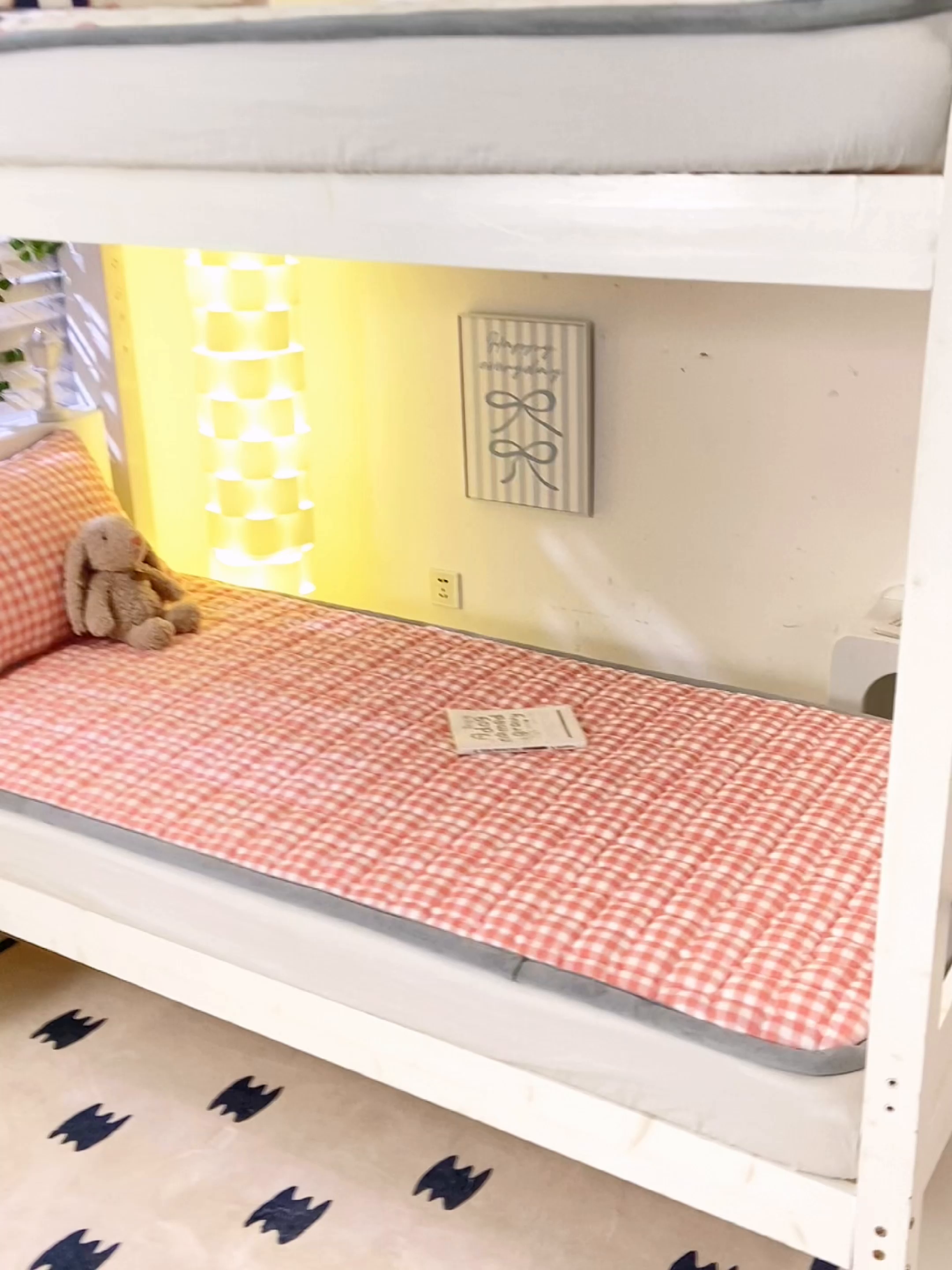 91家纺网 家纺一手货源 找家纺 宅部落 2025新款学生宿舍牛奶绒床垫保暖床褥子夹棉加厚印花床护垫 粉小格