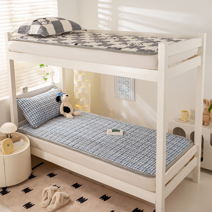 91家纺网 家纺一手货源 找家纺 宅部落 2025新款学生宿舍牛奶绒床垫保暖床褥子夹棉加厚印花床护垫 蓝小格