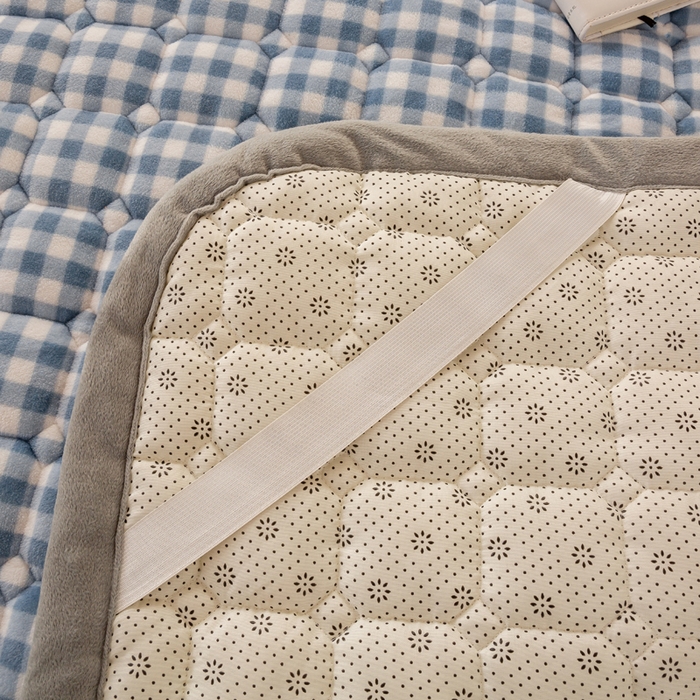 91家纺网 家纺一手货源 找家纺 宅部落 2025新款学生宿舍牛奶绒床垫保暖床褥子夹棉加厚印花床护垫 蓝小格