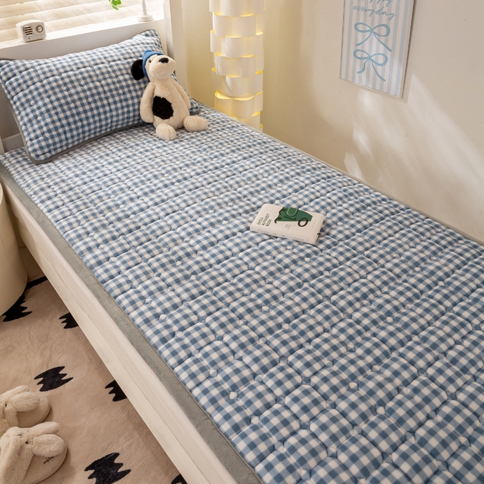 91家纺网 家纺一手货源 找家纺 宅部落 2025新款学生宿舍牛奶绒床垫保暖床褥子夹棉加厚印花床护垫 蓝小格