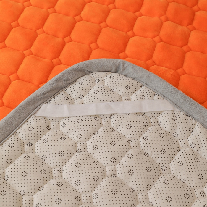 91家纺网 家纺一手货源 找家纺 宅部落 2025新款学生宿舍牛奶绒床垫保暖床褥子夹棉加厚印花床护垫 熔岩橙