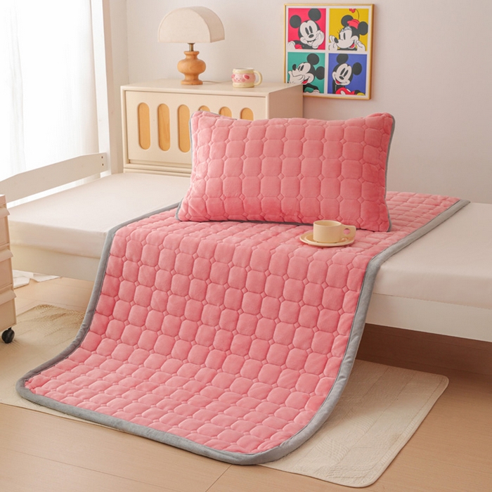 91家纺网 家纺一手货源 找家纺 宅部落 2025新款学生宿舍牛奶绒床垫保暖床褥子夹棉加厚印花床护垫 粉色