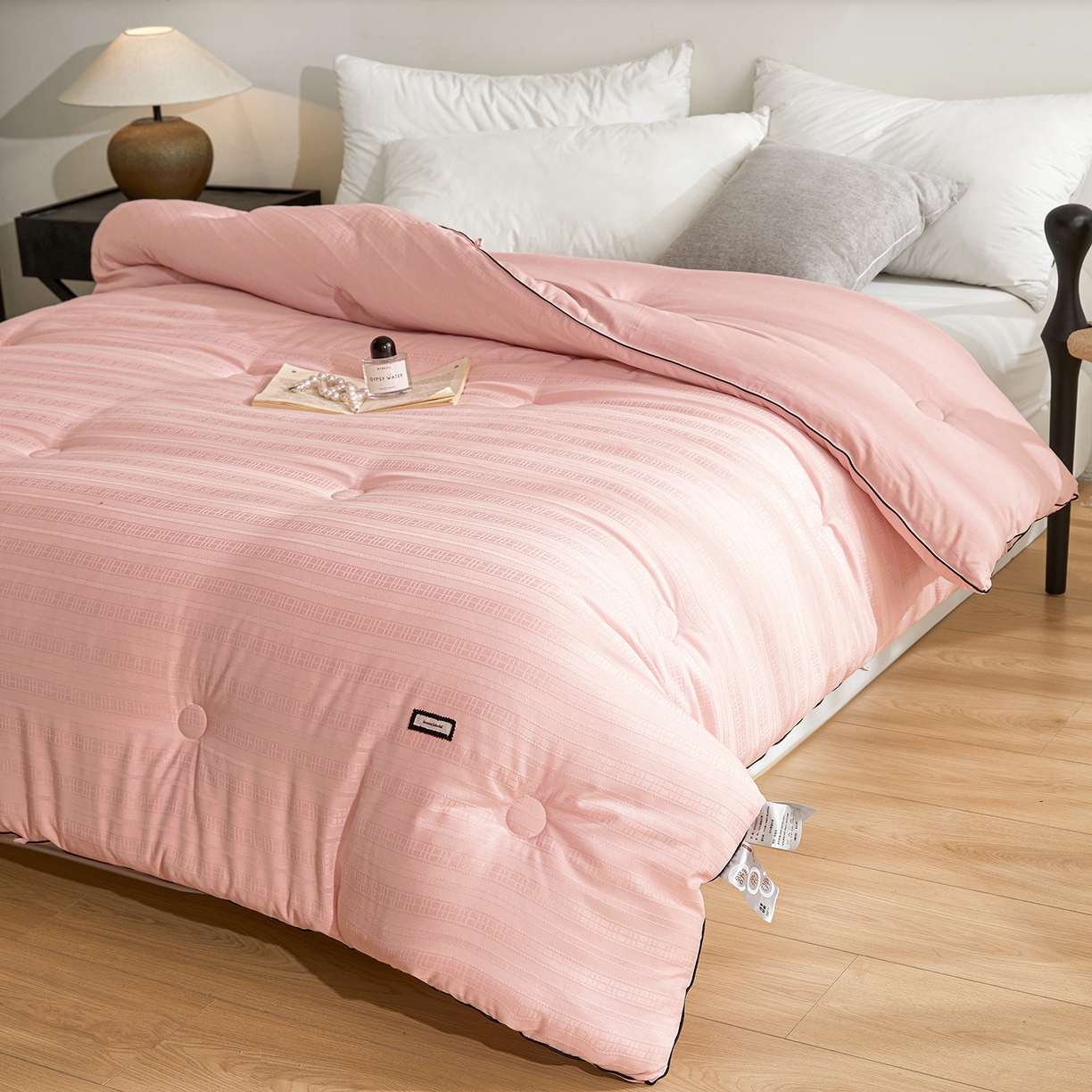 91家纺网 家纺一手货源 找家纺 寐居家纺 2025新款亲肤华夫格被子被芯 华夫格-藕粉