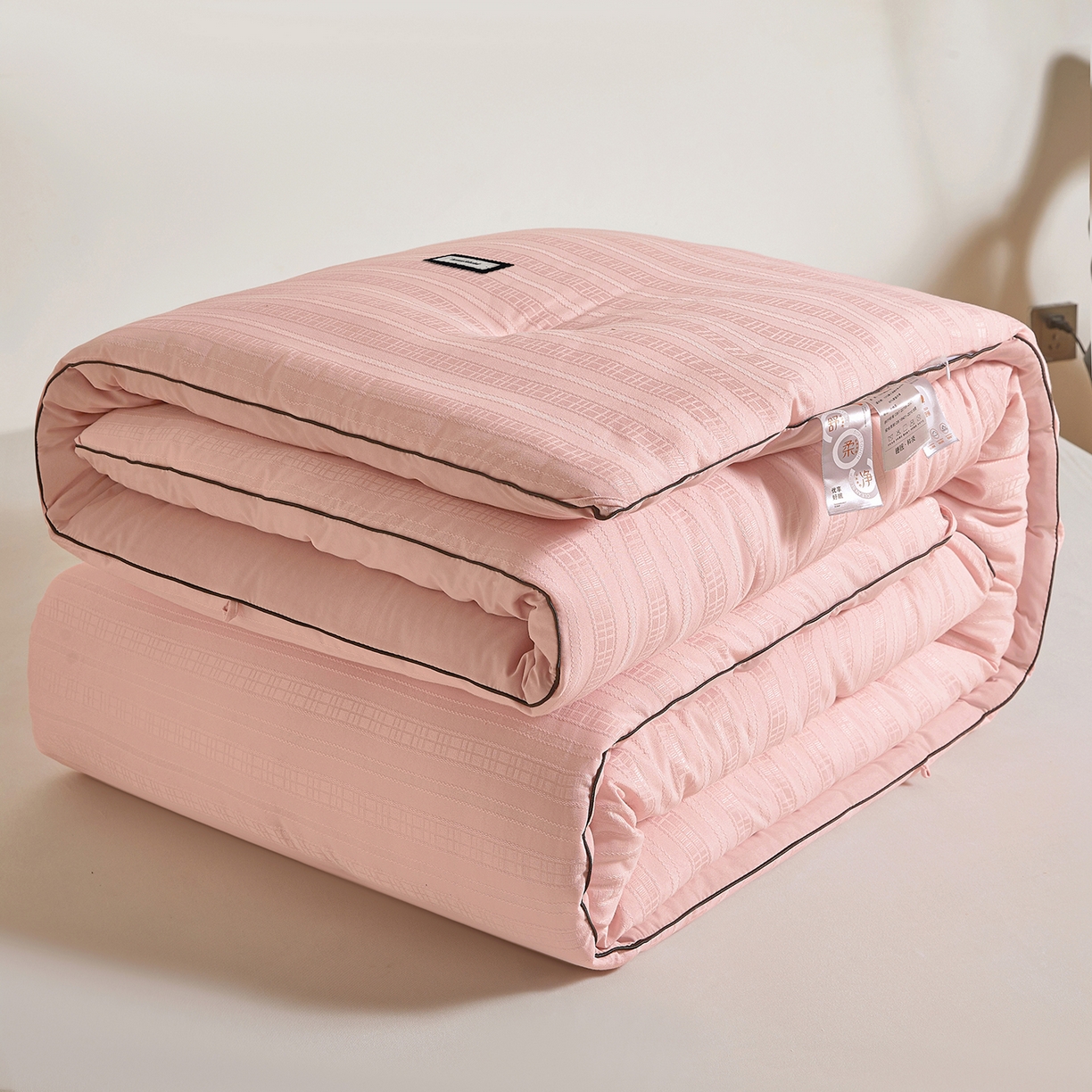 91家纺网 家纺一手货源 找家纺 寐居家纺 2025新款亲肤华夫格被子被芯 华夫格-藕粉