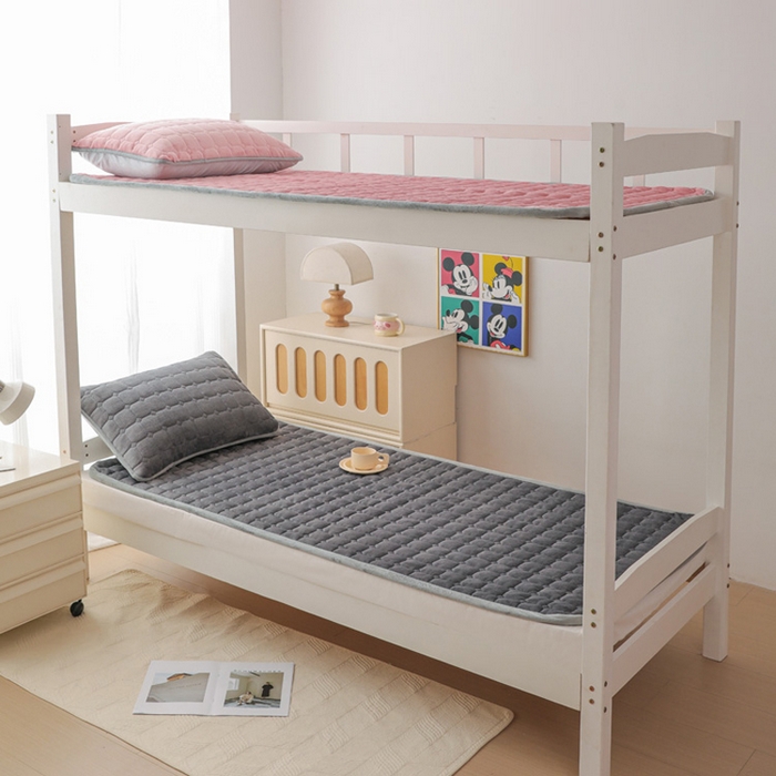 91家纺网 家纺一手货源 找家纺 宅部落 2025新款学生宿舍牛奶绒床垫保暖床褥子夹棉加厚印花床护垫 灰色