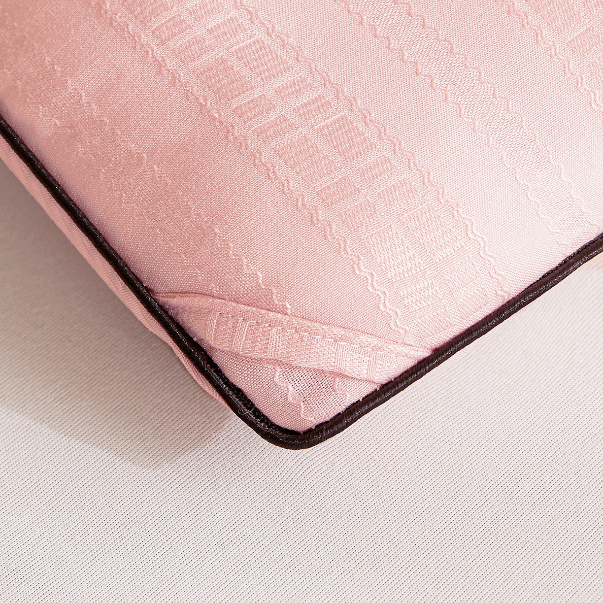 91家纺网 家纺一手货源 找家纺 寐居家纺 2025新款亲肤华夫格被子被芯 华夫格-藕粉