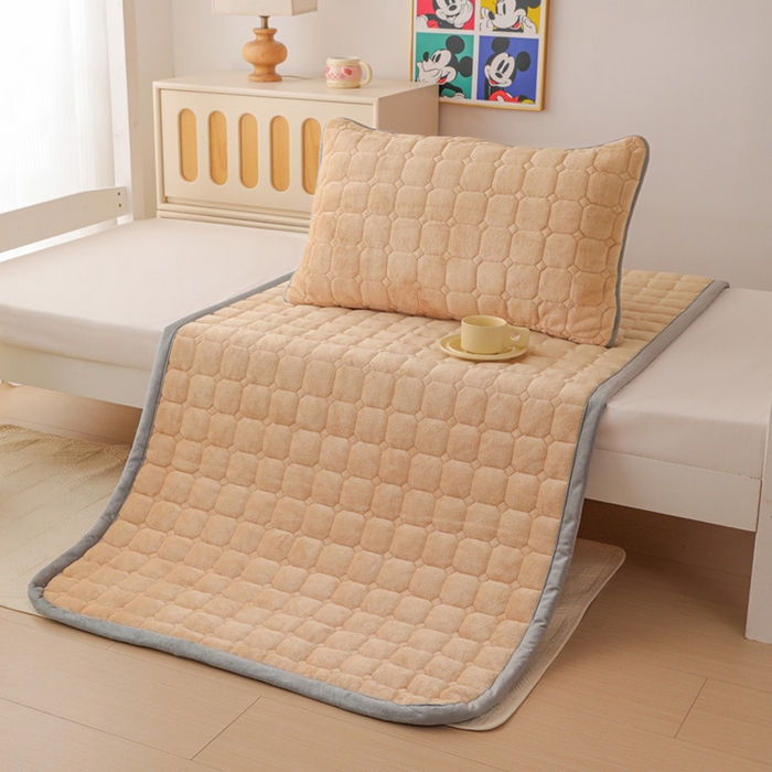 91家纺网 家纺一手货源 找家纺 宅部落 2025新款学生宿舍牛奶绒床垫保暖床褥子夹棉加厚印花床护垫 浅玉