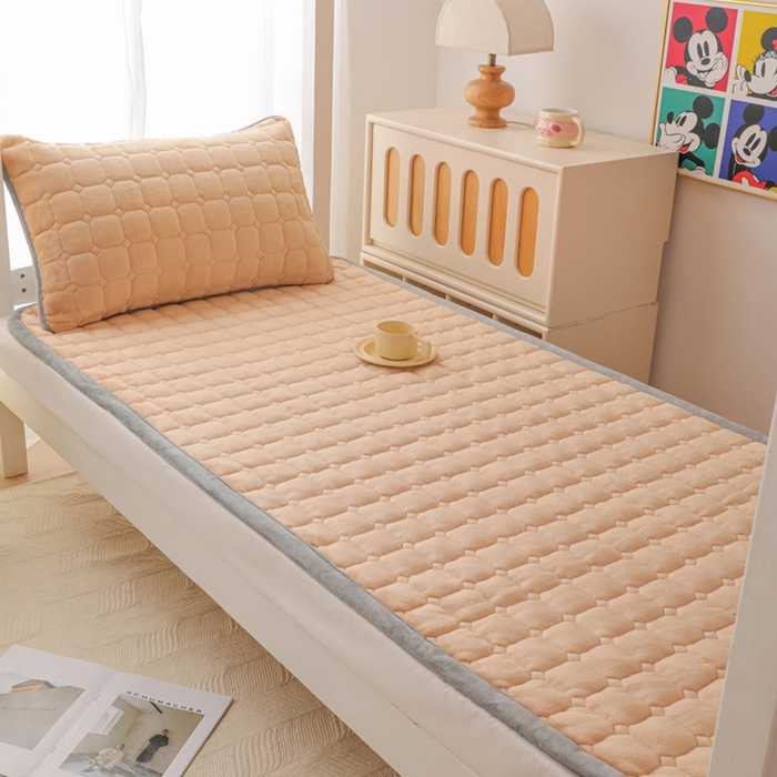 91家纺网 家纺一手货源 找家纺 宅部落 2025新款学生宿舍牛奶绒床垫保暖床褥子夹棉加厚印花床护垫 浅玉