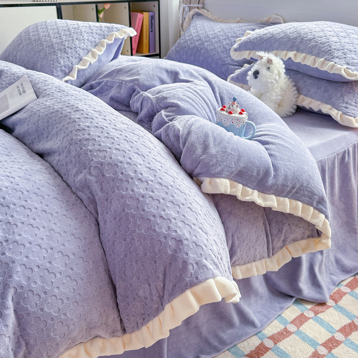 91家纺网 家纺一手货源 找家纺 （总）KA家纺 2025秋冬新款床裙款雕花牛奶绒四件套-繁花系列