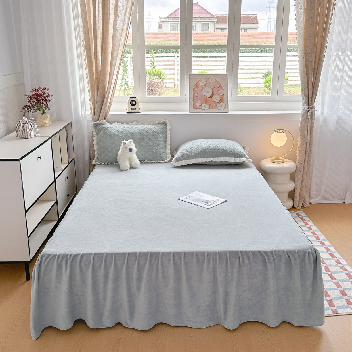 91家纺网 家纺一手货源 找家纺 KA家纺 2025秋冬新款床裙款雕花牛奶绒四件套-繁花系列 繁花蓝灰