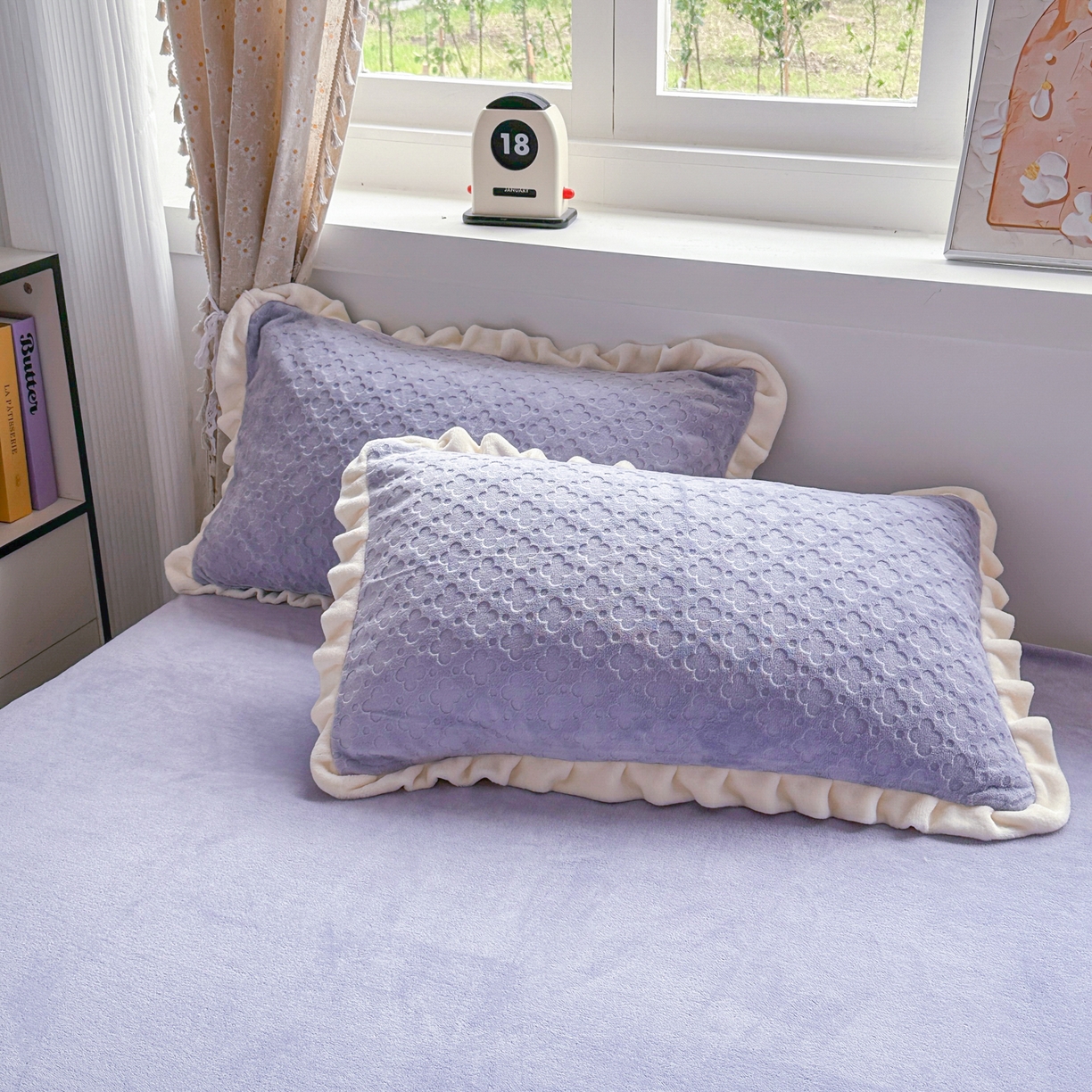 91家纺网 家纺一手货源 找家纺 KA家纺 2025秋冬新款床裙款雕花牛奶绒四件套-繁花系列 繁花紫