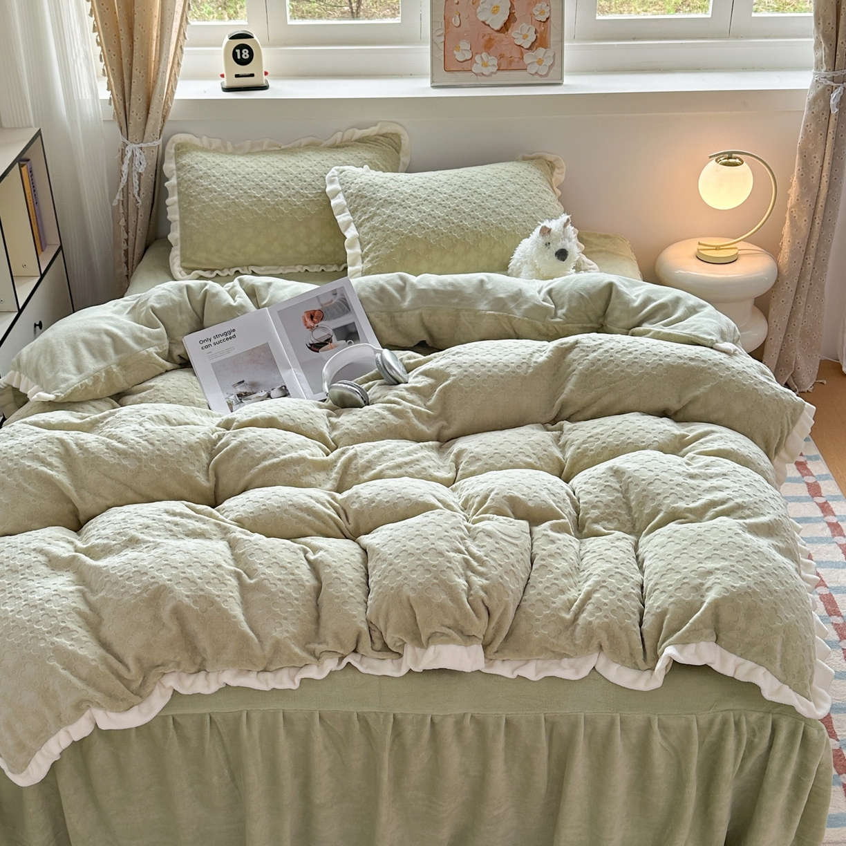 91家纺网 家纺一手货源 找家纺 （总）KA家纺 2025秋冬新款床裙款雕花牛奶绒四件套-繁花系列