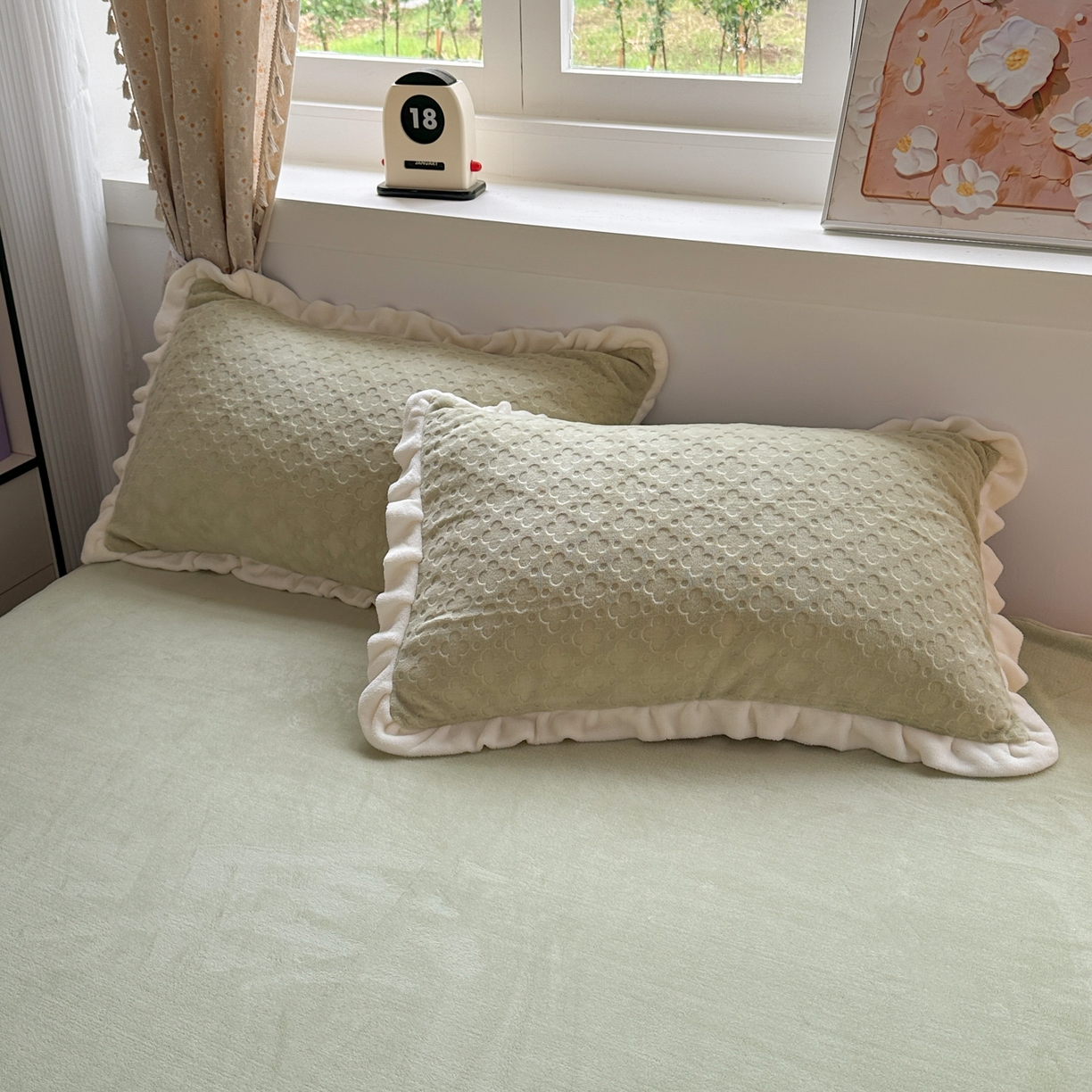 91家纺网 家纺一手货源 找家纺 （总）KA家纺 2025秋冬新款床裙款雕花牛奶绒四件套-繁花系列