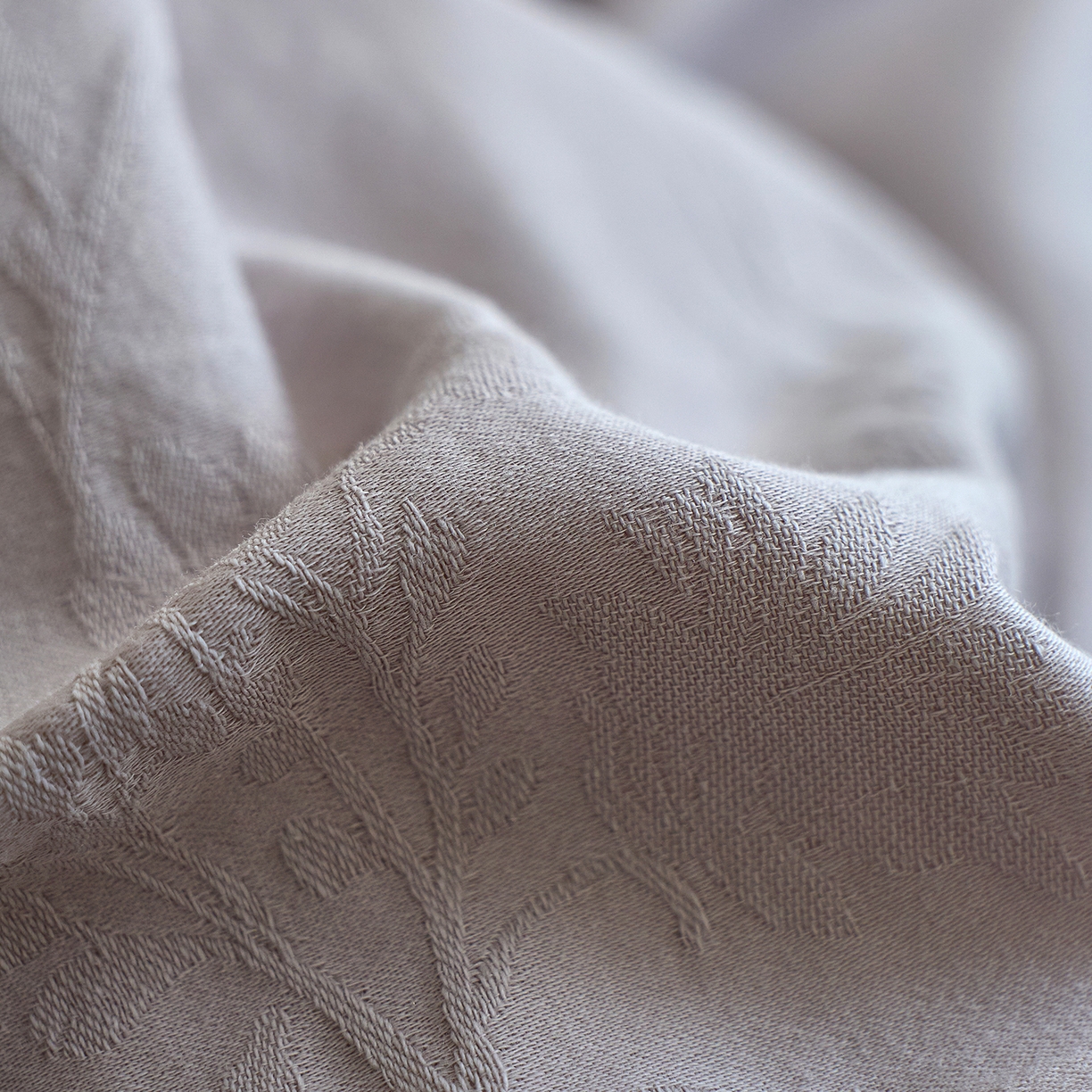 91家纺网 家纺一手货源 找家纺 （总）禾时 2025新款60s轻奢提花磨毛四件套-枝上春暖