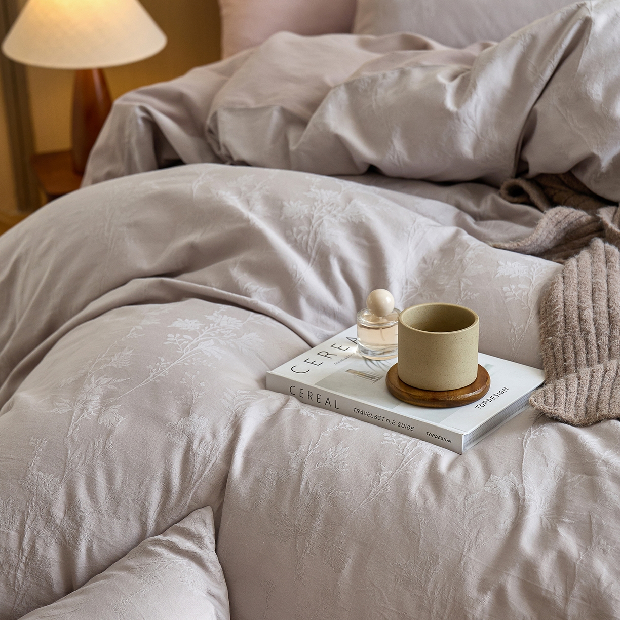 91家纺网 家纺一手货源 找家纺 （总）禾时 2025新款60s轻奢提花磨毛四件套-枝上春暖