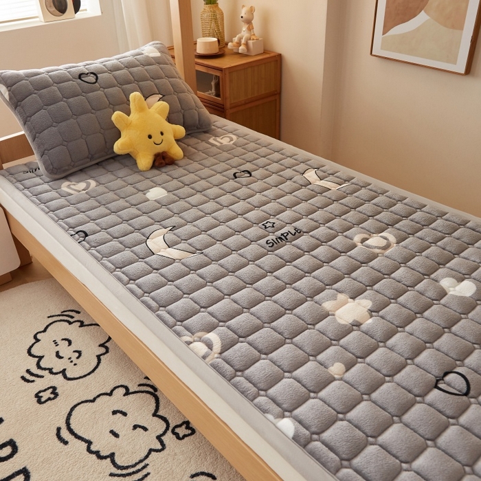 91家纺网 家纺一手货源 找家纺 奇丝雅 2025新款A类牛奶绒床褥床垫家用学生宿舍上下铺寝室软垫床护垫夹棉褥子-学生床单件 满天星