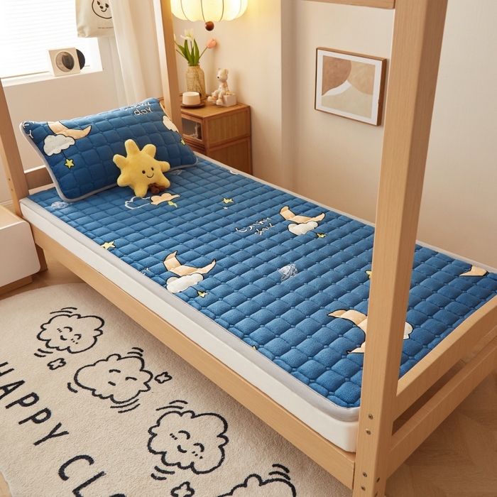 91家纺网 家纺一手货源 找家纺 奇丝雅 2025新款A类牛奶绒床褥床垫家用学生宿舍上下铺寝室软垫床护垫夹棉褥子-学生床单件 晚安