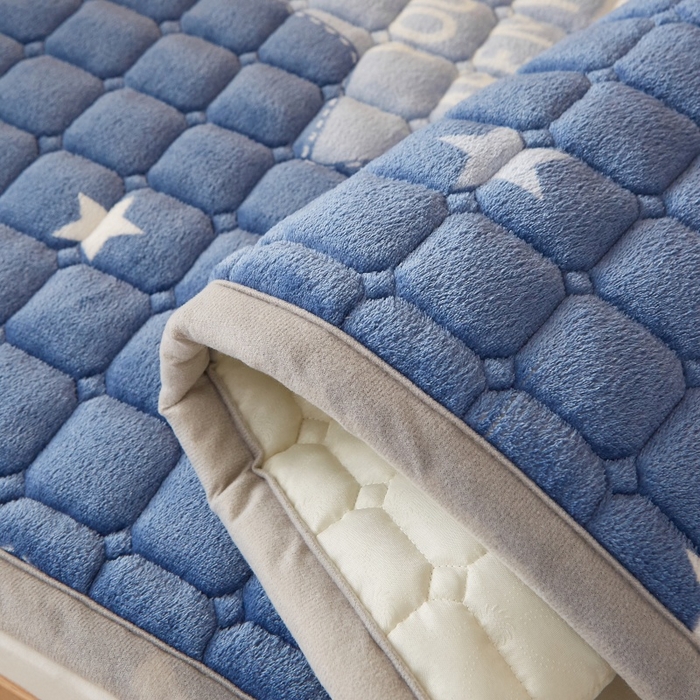 91家纺网 家纺一手货源 找家纺 奇丝雅 2025新款A类牛奶绒床褥床垫家用学生宿舍上下铺寝室软垫床护垫夹棉褥子-学生床单件 幸运星