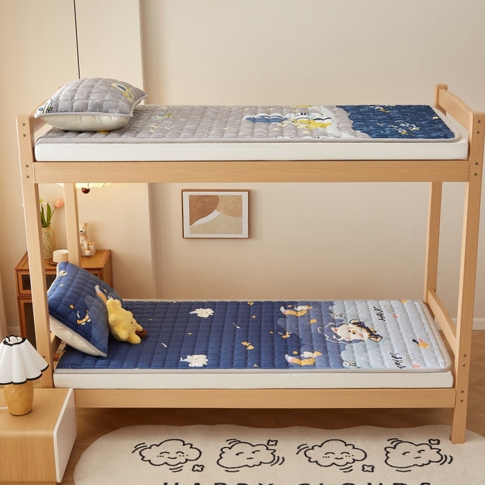 91家纺网 家纺一手货源 找家纺 奇丝雅 2025新款A类牛奶绒床褥床垫家用学生宿舍上下铺寝室软垫床护垫夹棉褥子-学生床单件 月亮熊