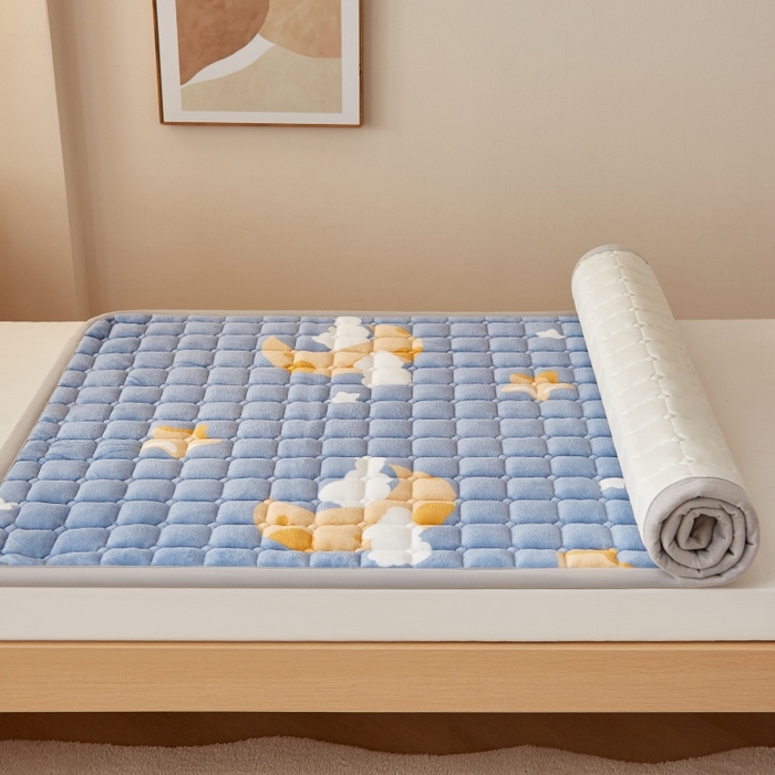 91家纺网 家纺一手货源 找家纺 奇丝雅 2025新款A类牛奶绒床褥床垫家用学生宿舍上下铺寝室软垫床护垫夹棉褥子-学生床单件 筑梦星空