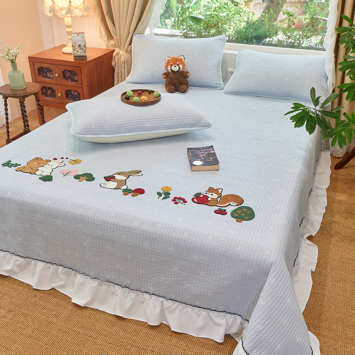 91家纺网 家纺一手货源 找家纺 （总）鑫喜莱家纺 2025新款云朵棉毛巾绣花边款床盖三件套系列