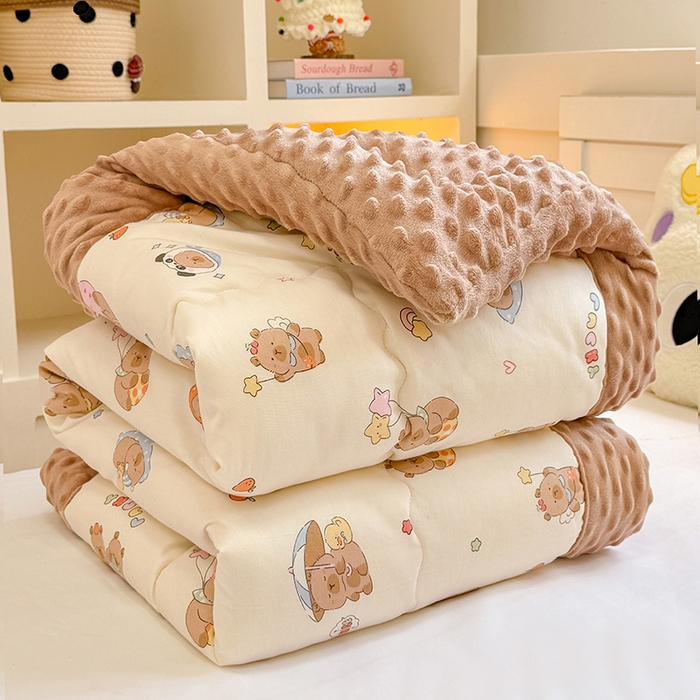 91家纺网 家纺一手货源 找家纺 （总）梦依依 2025新款全棉小清新卡通印花系列儿童豆豆被子被芯