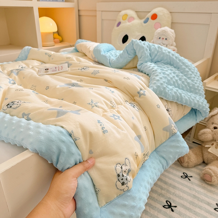 91家纺网 家纺一手货源 找家纺 梦依依 2025新款全棉小清新卡通印花系列儿童豆豆被子被芯 一体款-星仔