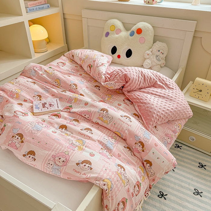 91家纺网 家纺一手货源 找家纺 （总）梦依依 2025新款全棉小清新卡通印花系列儿童豆豆被子被芯